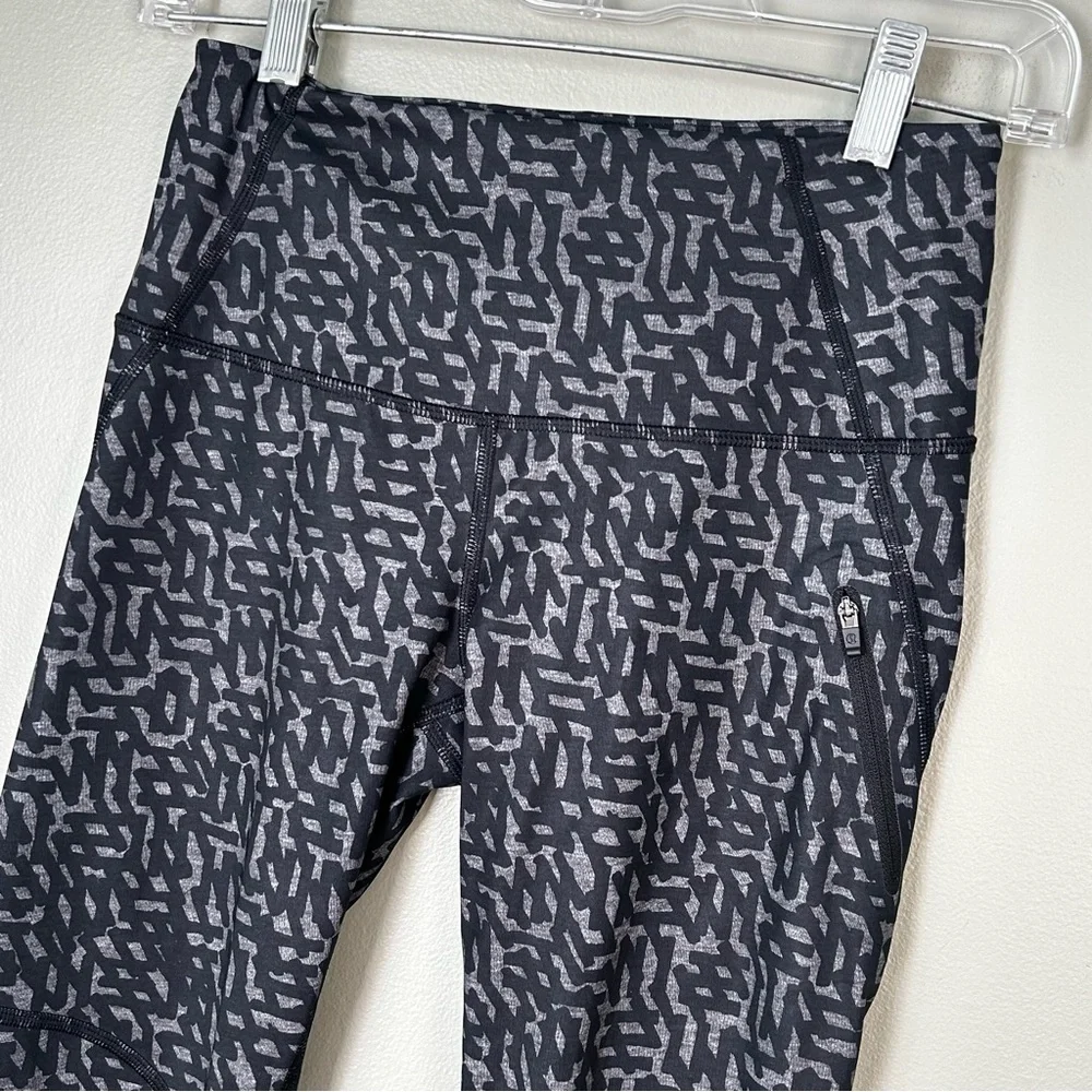 Lululemon leggings size 4 23” limited edition black grey women’s‎ workout